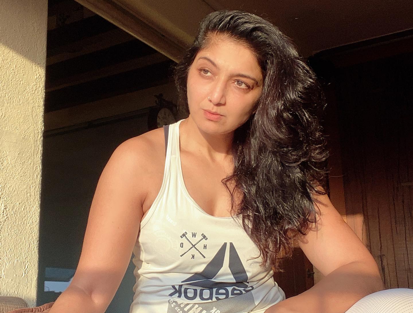 Actress Aartii Naagpal Hot Photo