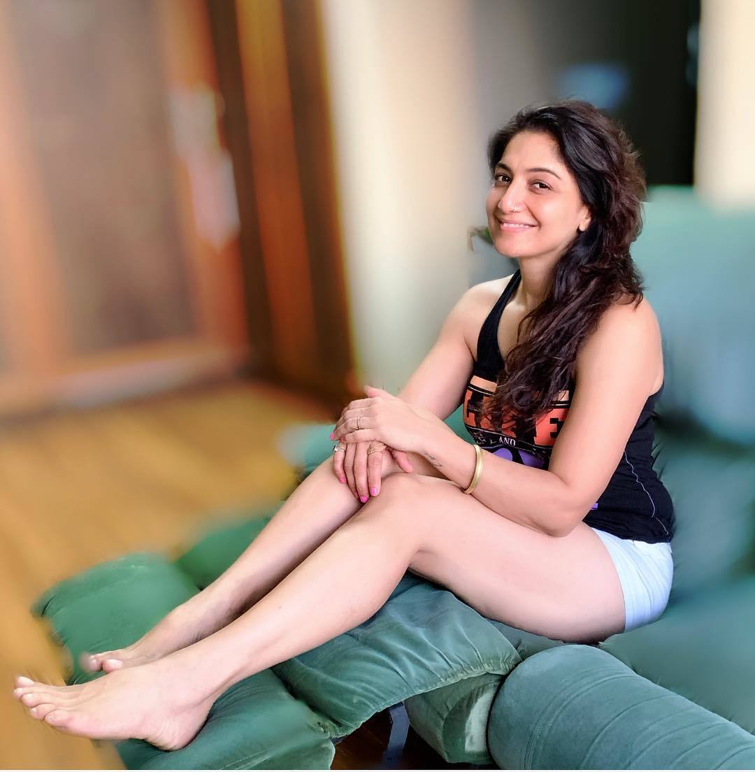 Aackruti Nagpal's Feet << wikiFeet