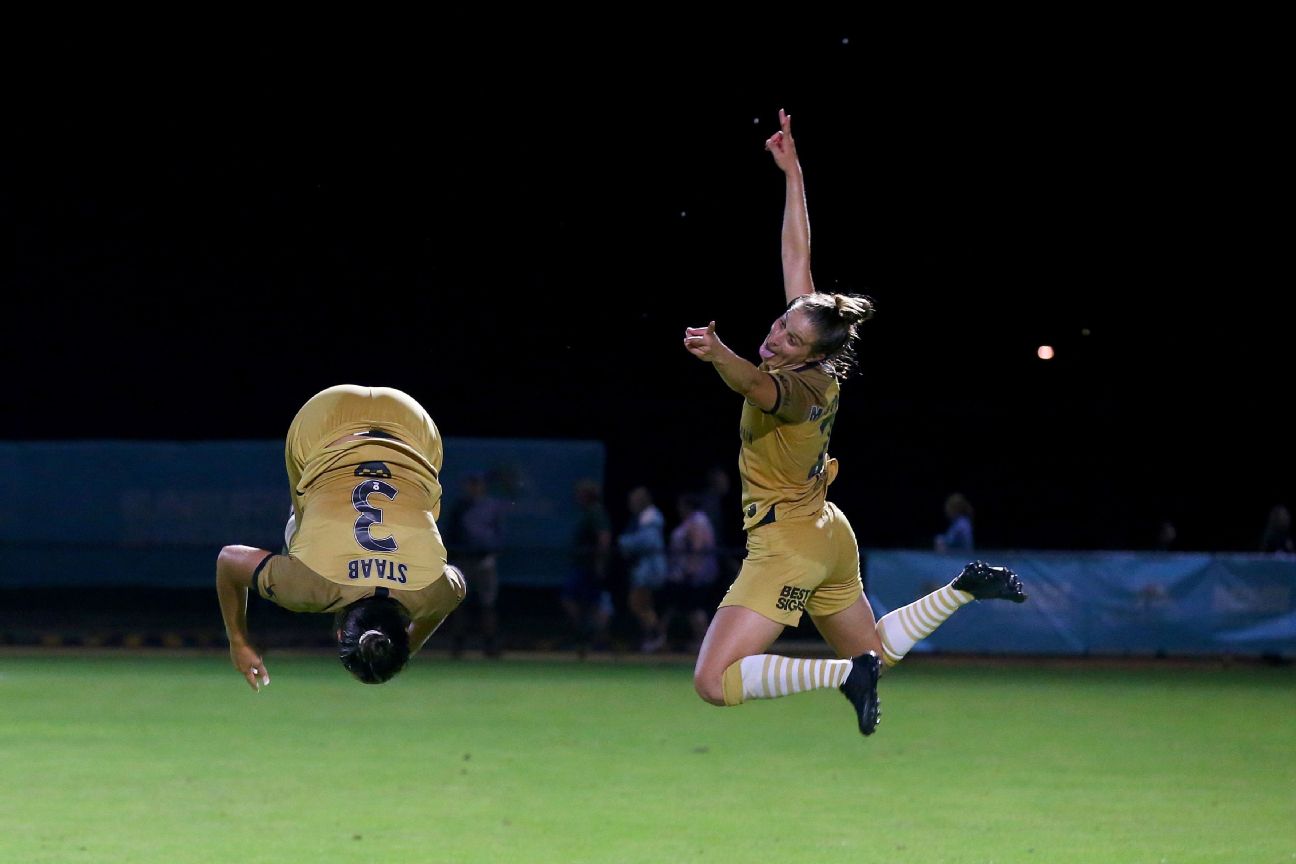 The best soccer photo of 2020 so far Iconic image that remind us why we love football