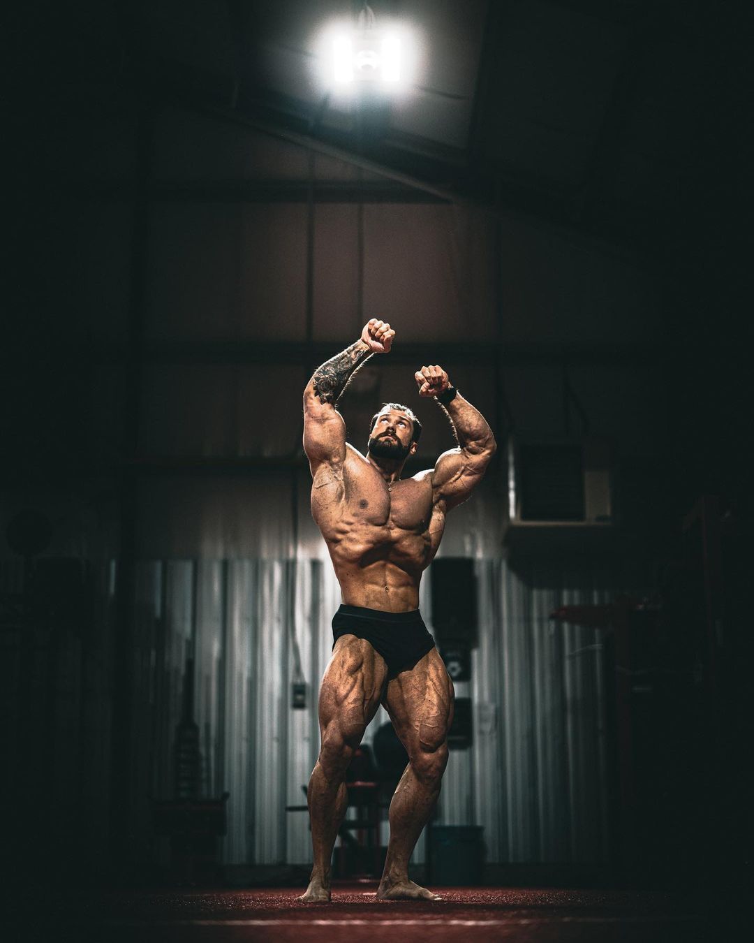 V T51.2885 15 E35 P1080x1080 129431537_3525227760891768_. Bodybuilding Picture, Bodybuilding Photography, Gym Photography