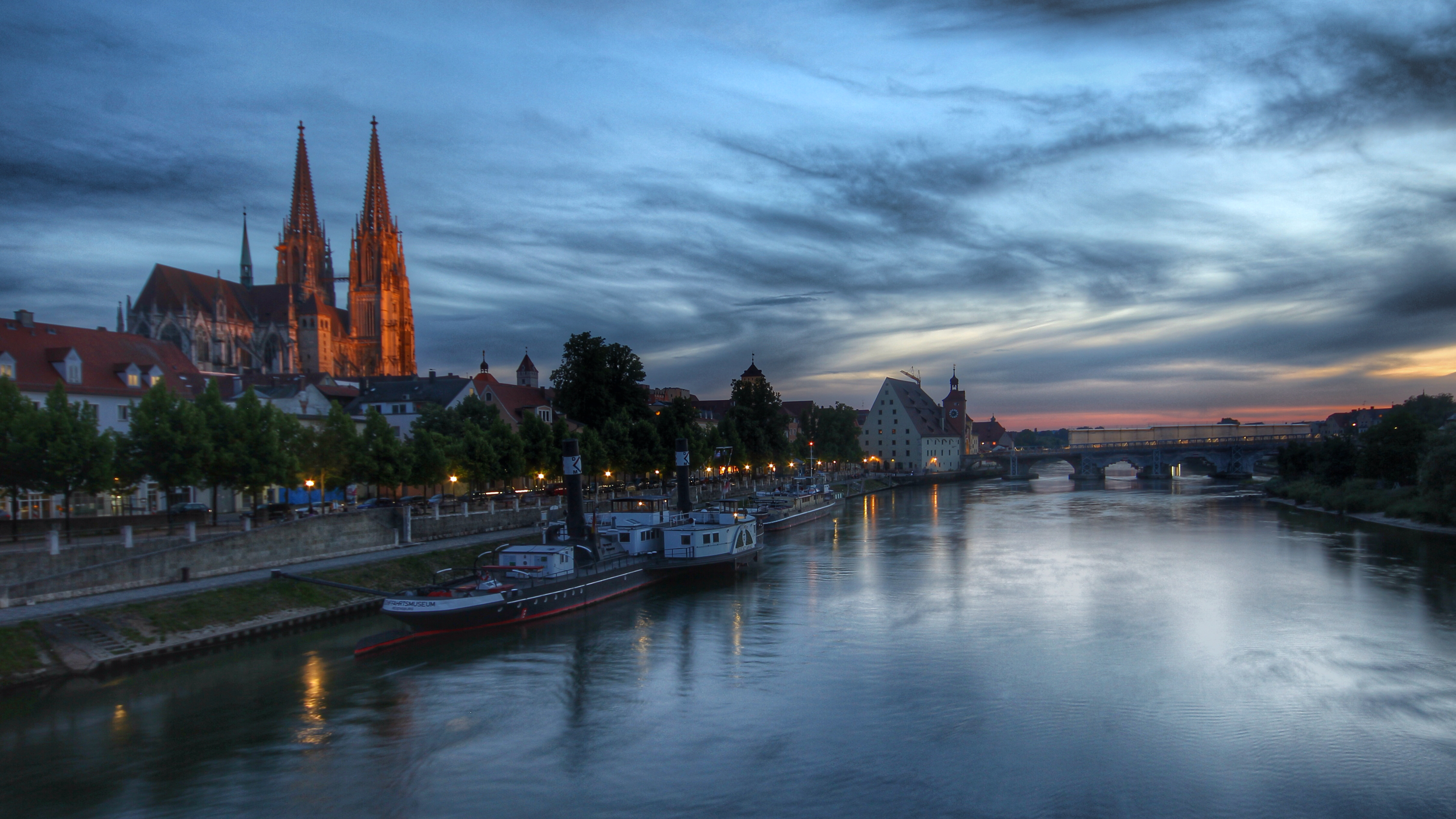 Wallpaper, sunset, river, bayern, Bavaria, evening, cathedral, dom, fluss, Regensburg, Danube, Donau, jdonnelly 4096x2304