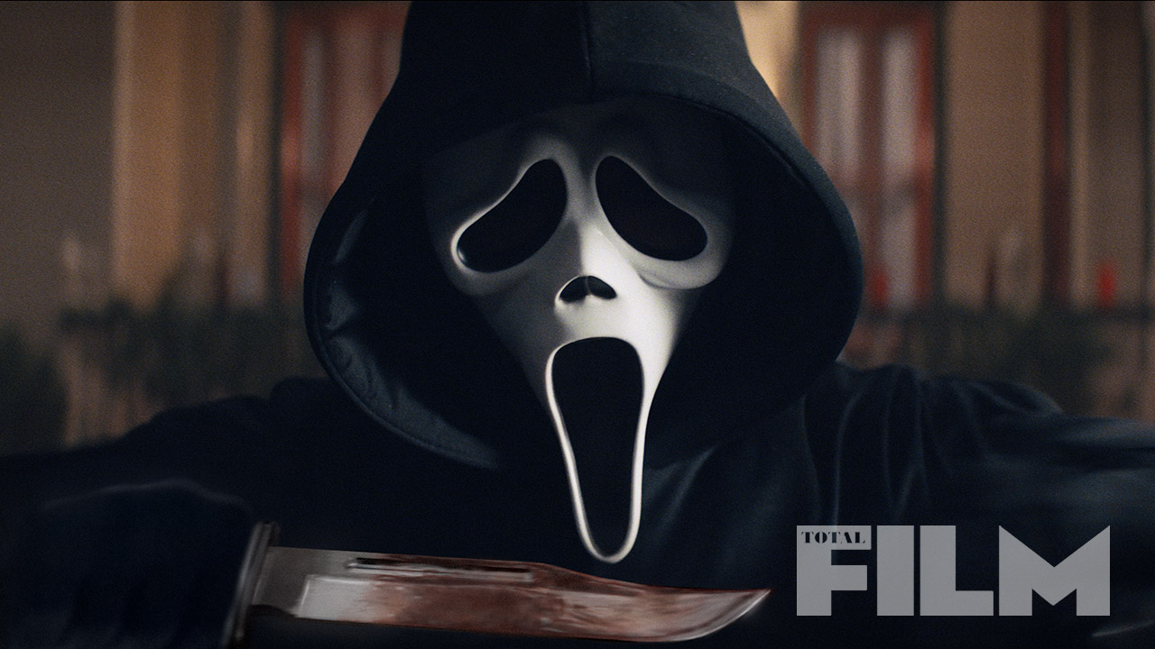 Scream: Ghostface returns to haunt Woodboro in these Scream 2022 exclusive image