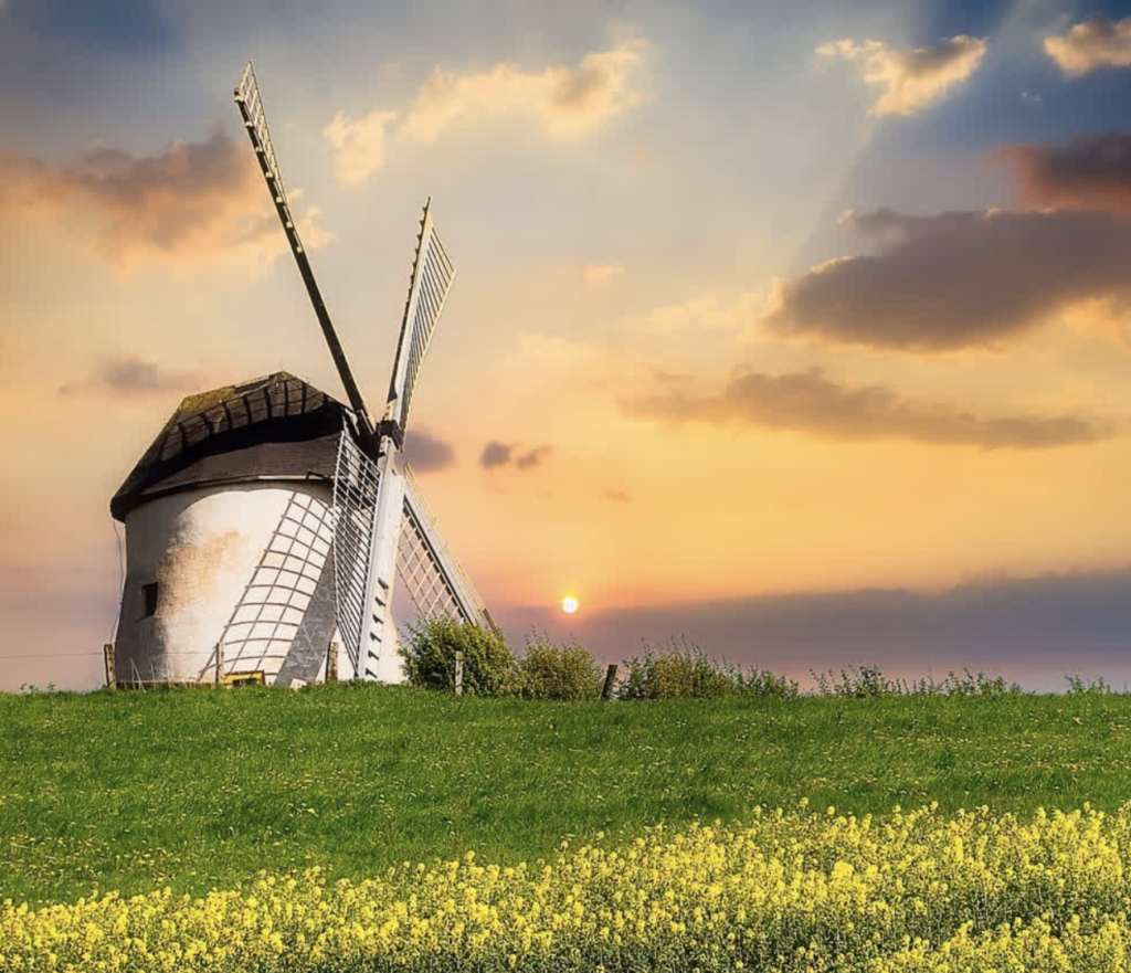 What Is Megalophobia? These Picture Will Help You Know If You've Got it