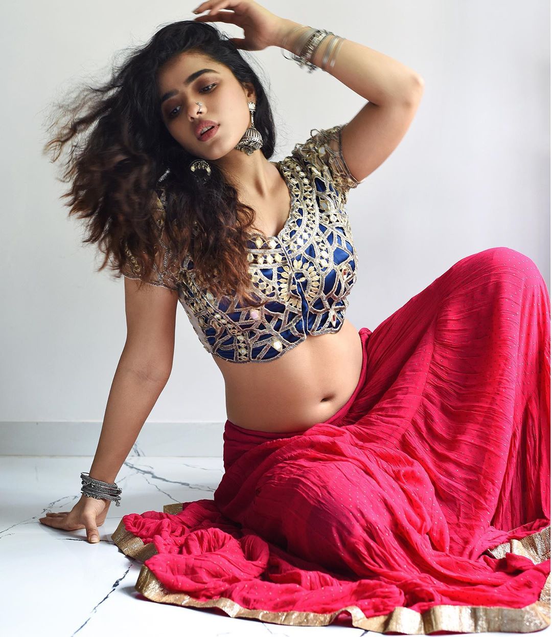 Ketika Sharma seductive photo