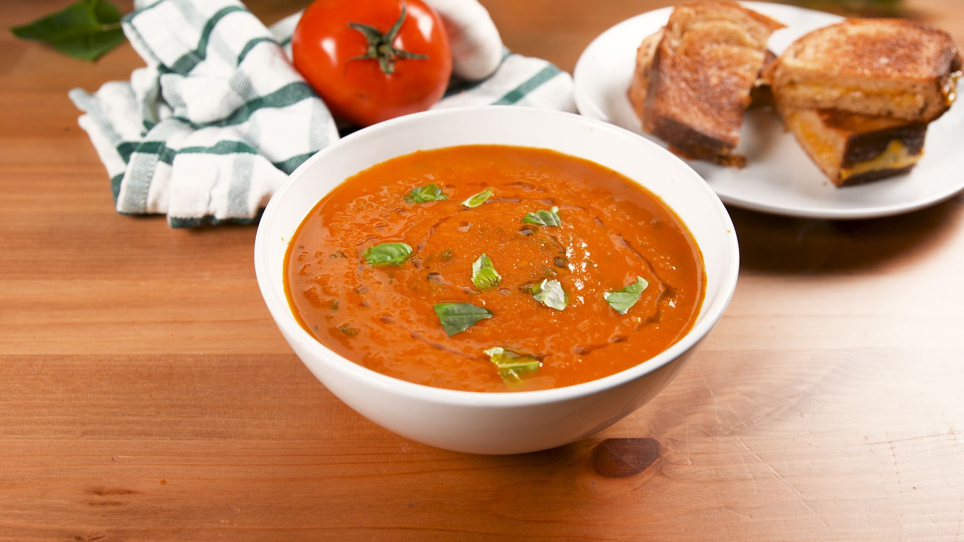 Best Tomato Basil Soup Recipe To Make Tomato Basil Soup