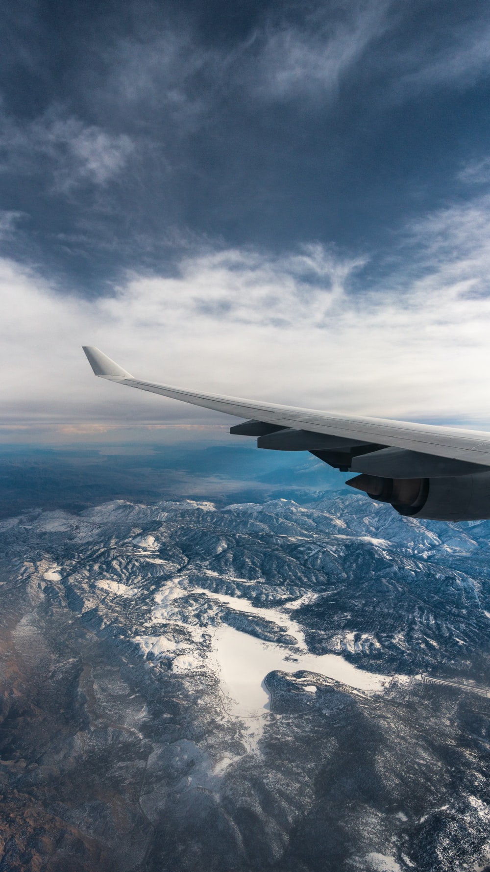 Airplane Wing Picture [HD]. Download Free Image