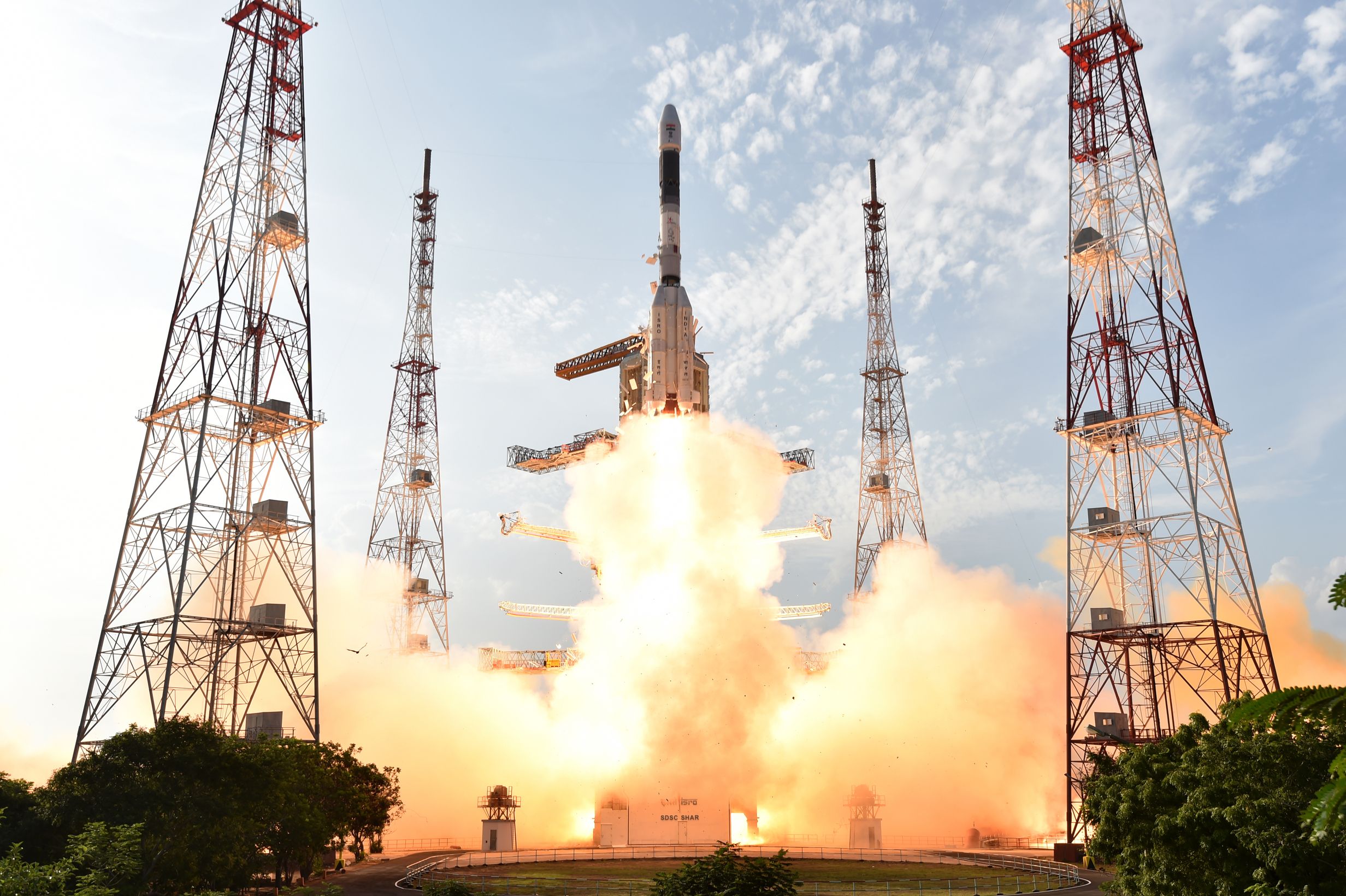 Photos: India's GSLV Streaks Into Clear Skies With INSAT 3DR Weather Satellite