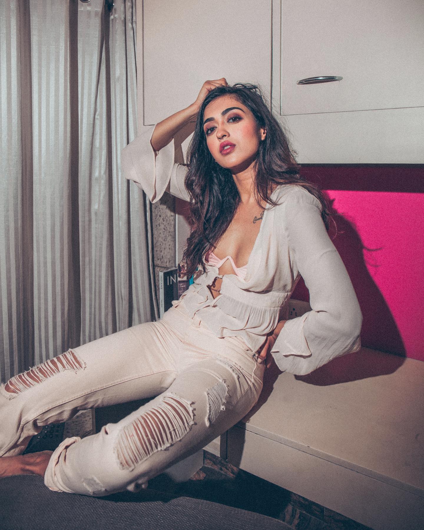 Internet celebrity Gayatri Bharadwaj Latest Photo