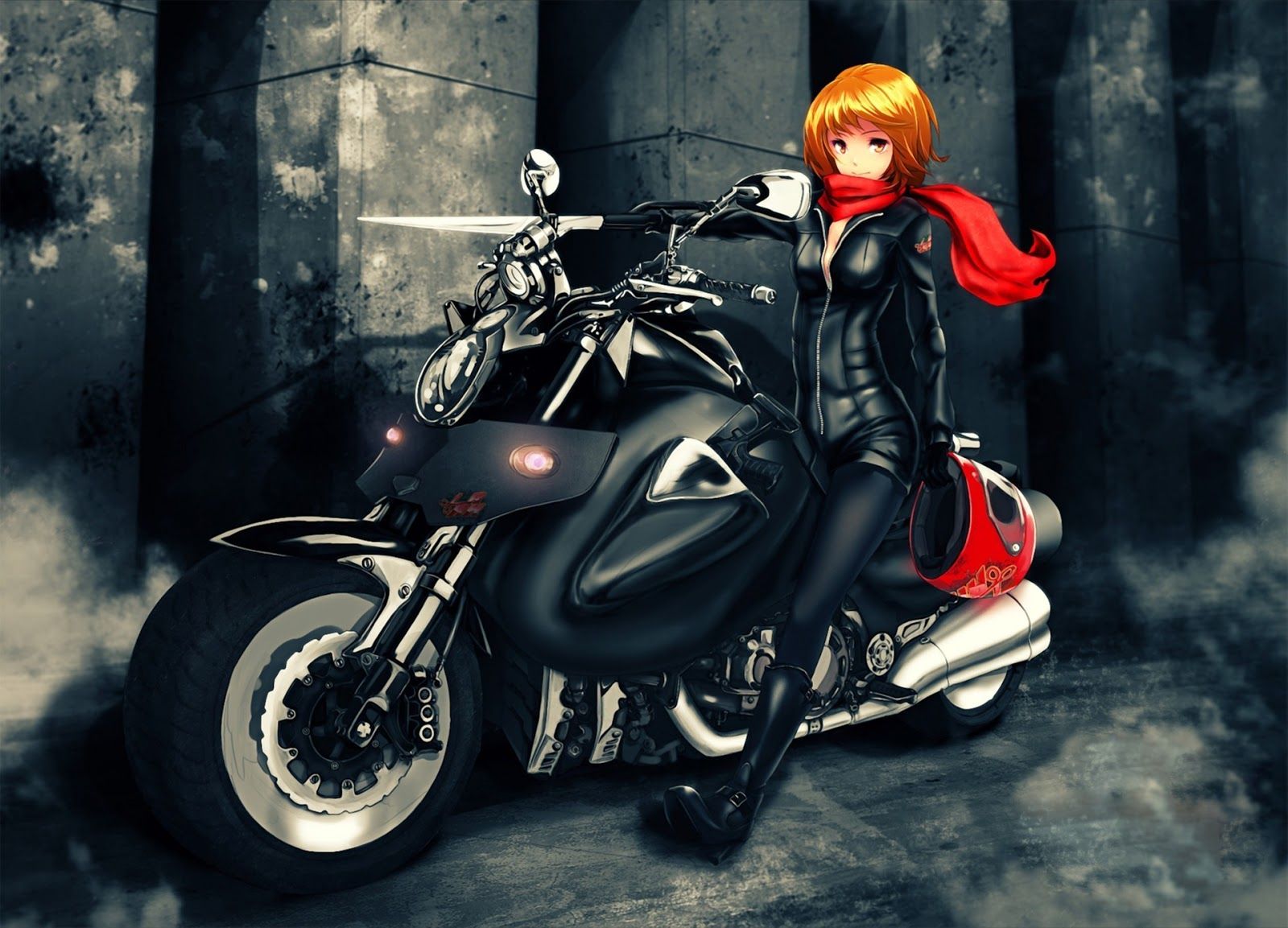 Рыжая девушка на мотоцикле
