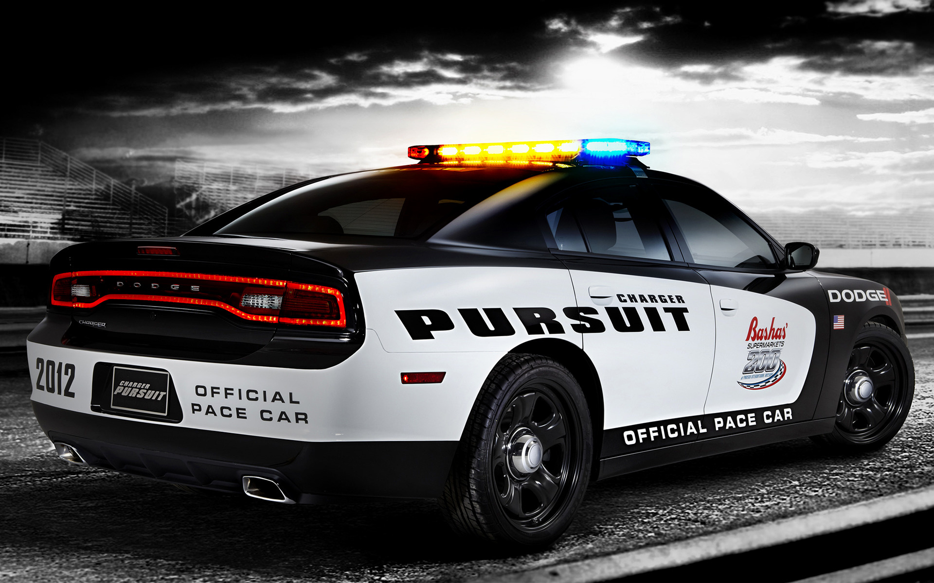 Dodge Charger Pursuit Pace Car and HD Image