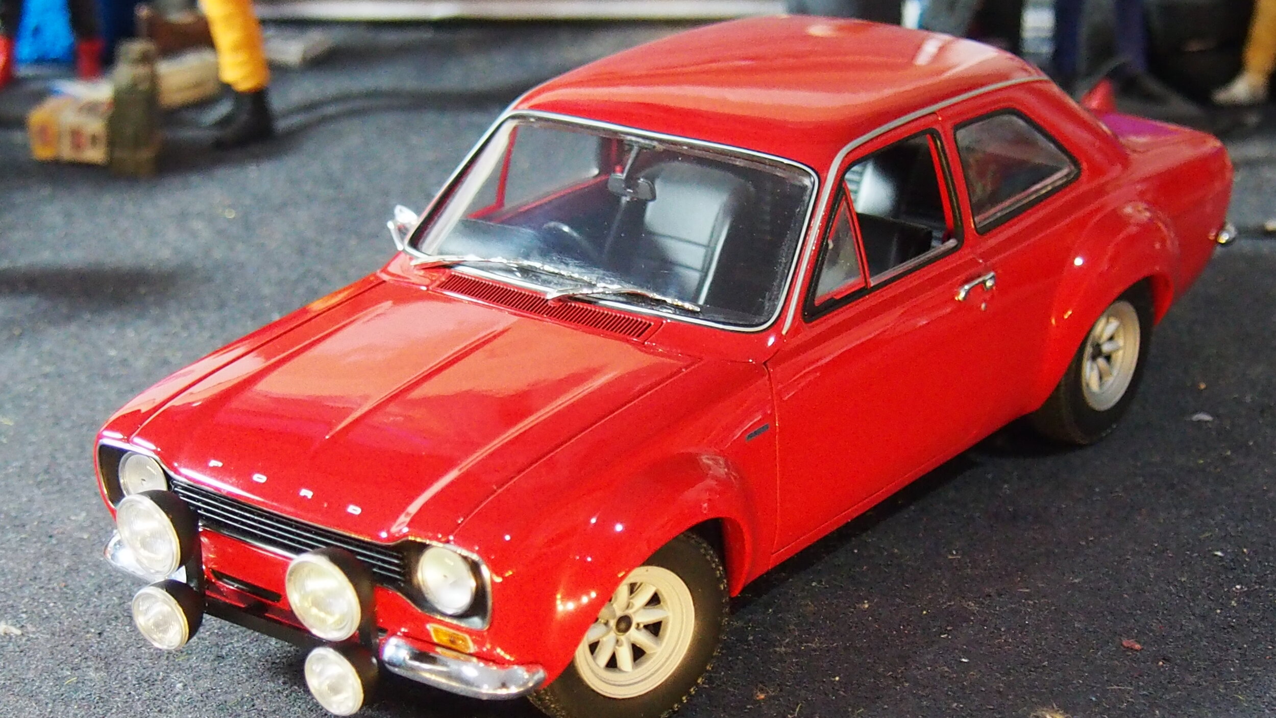 MK1 Ford escort RS1600 AVO by Minichamps 1:18 scale boxed