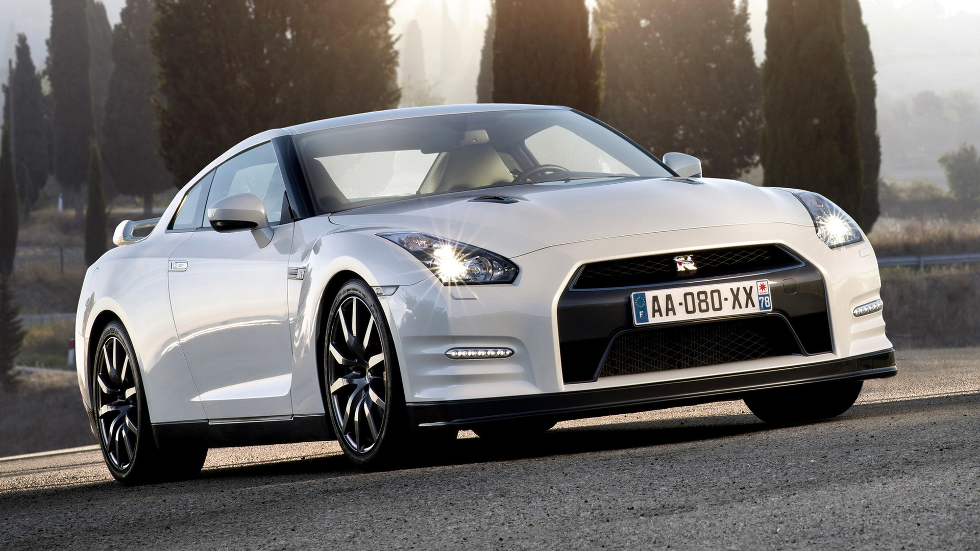 Nissan GT R Black Edition And HD Image
