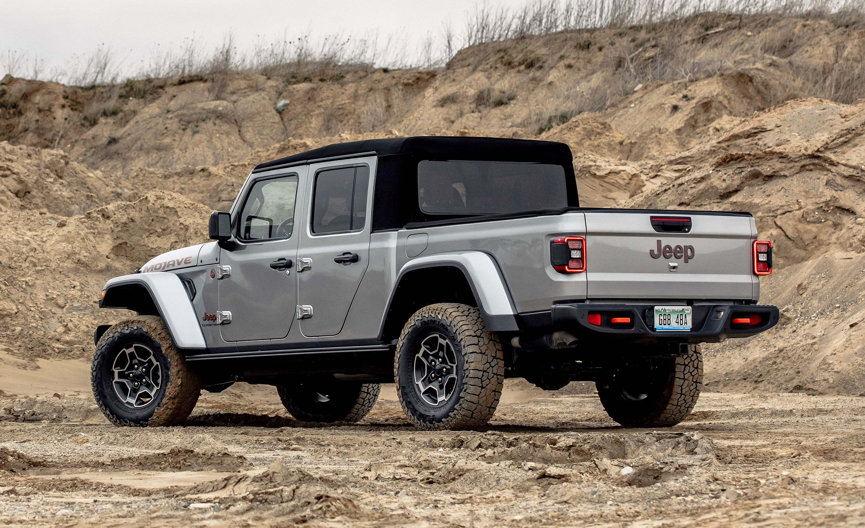 Jeep Gladiator Review, Pricing, and Specs