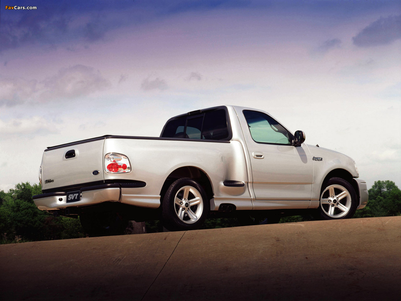 Ford SVT F 150 Lightning 1999–2003 Wallpaper (1280x960)