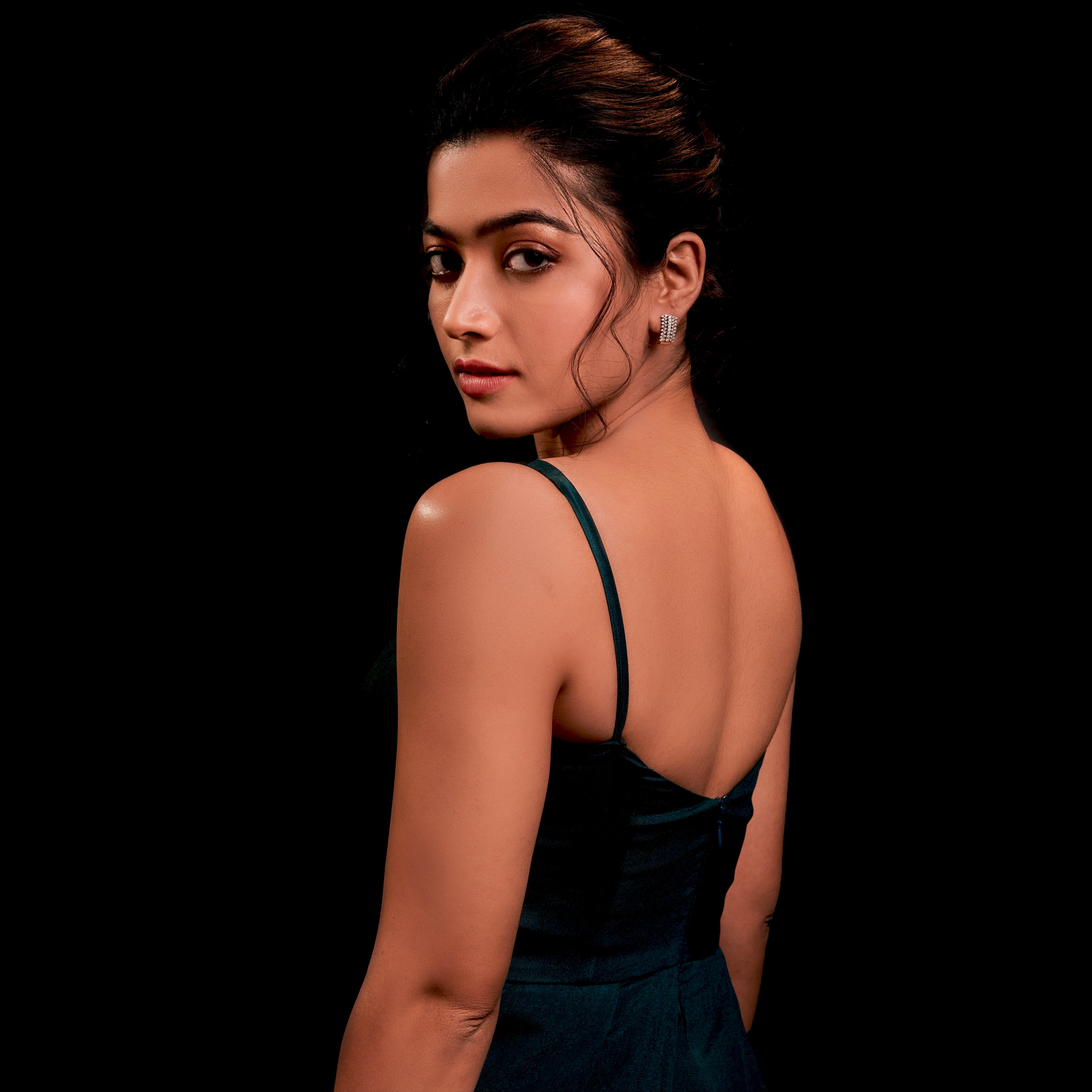 Rashmika Black Wallpapers - Wallpaper Cave