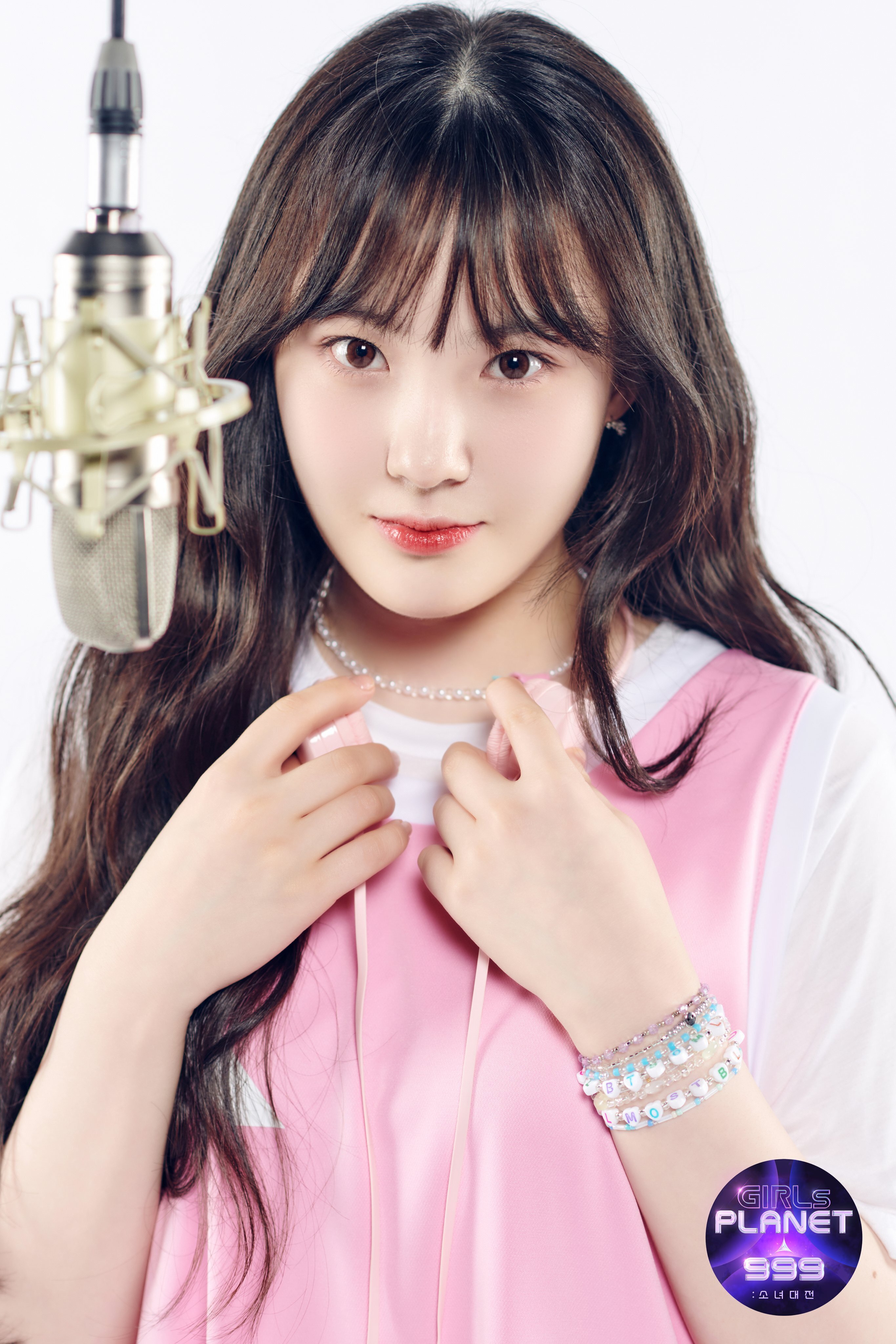 Girls Planet 999 Group Introduction Photo