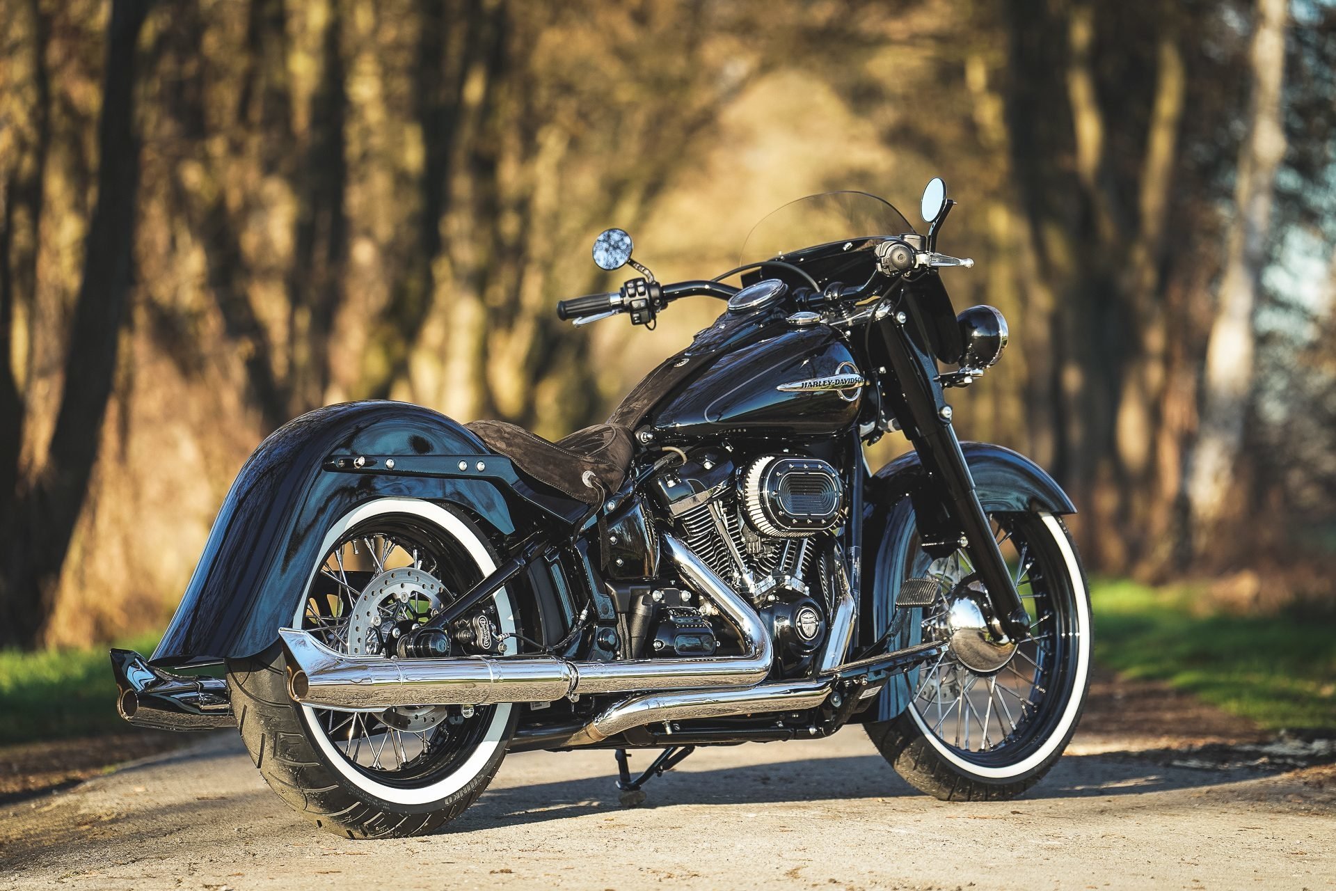 Classic Man Customized Thunderbike Harley Davidson Heritage HD Wallpaper