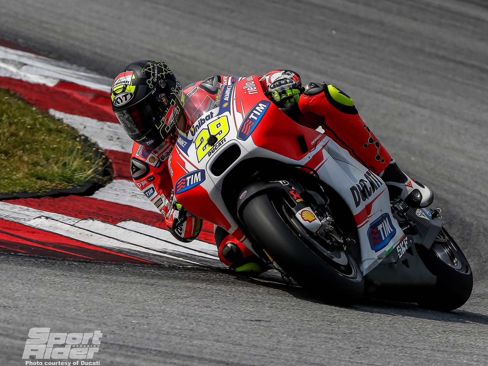 Photos: 2015 MotoGP Preview