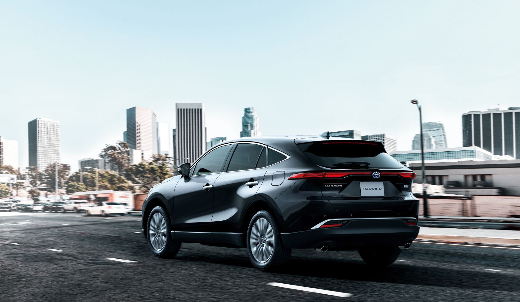 Toyota Harrier technical specifications and fuel economy