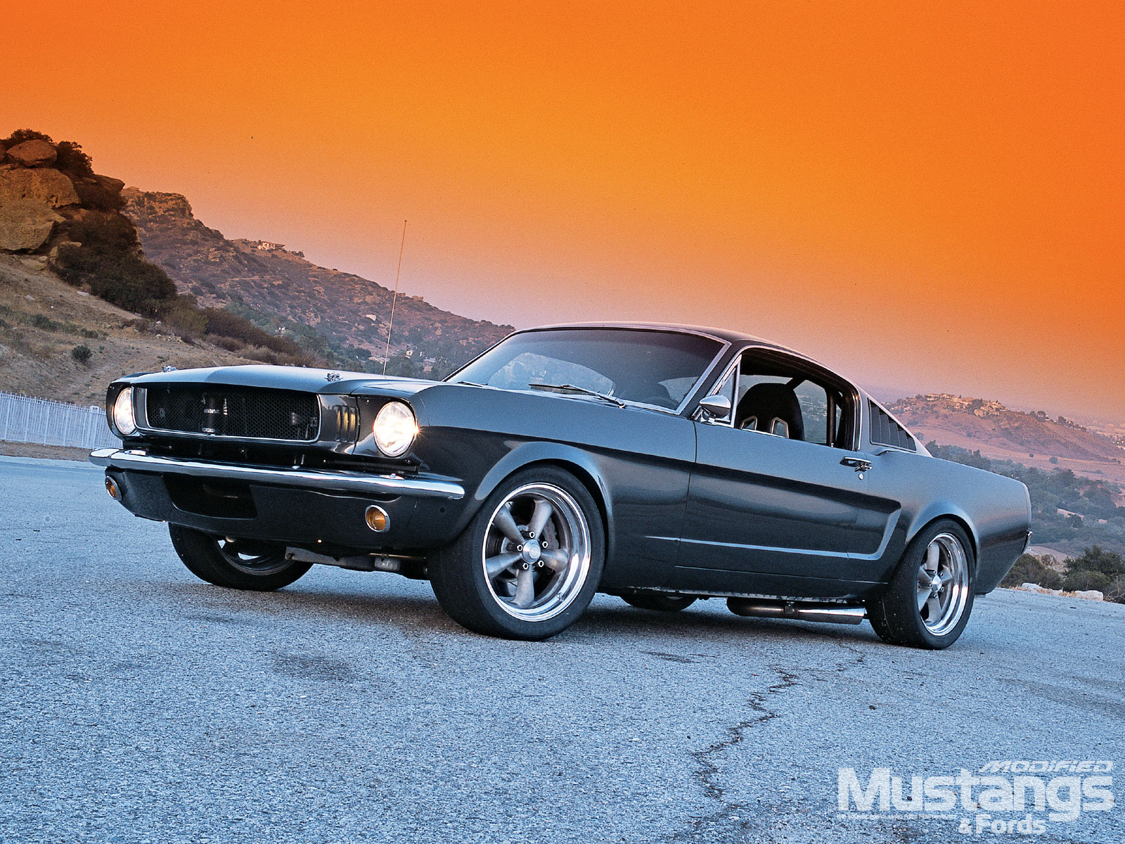 Mustang Fastback Wallpaper