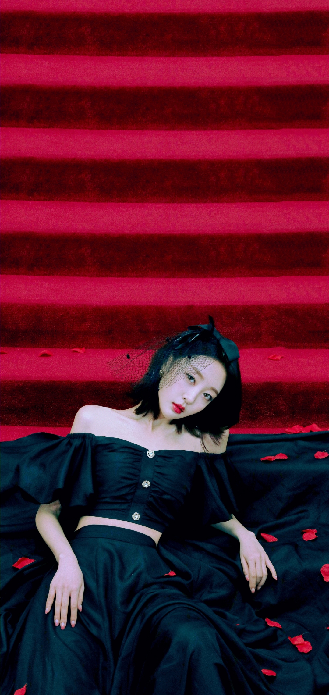 LOONA [12:00] 4th Teasers WALLPAPERS (Yves, Choerry, Jinsoul)