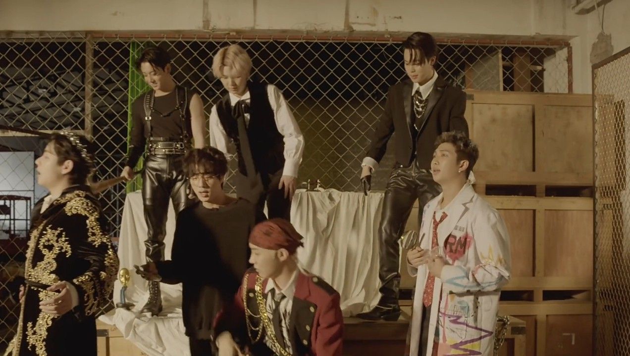 BTS 2022 season's greetings. Seasons greetings, Seasons, Greetings