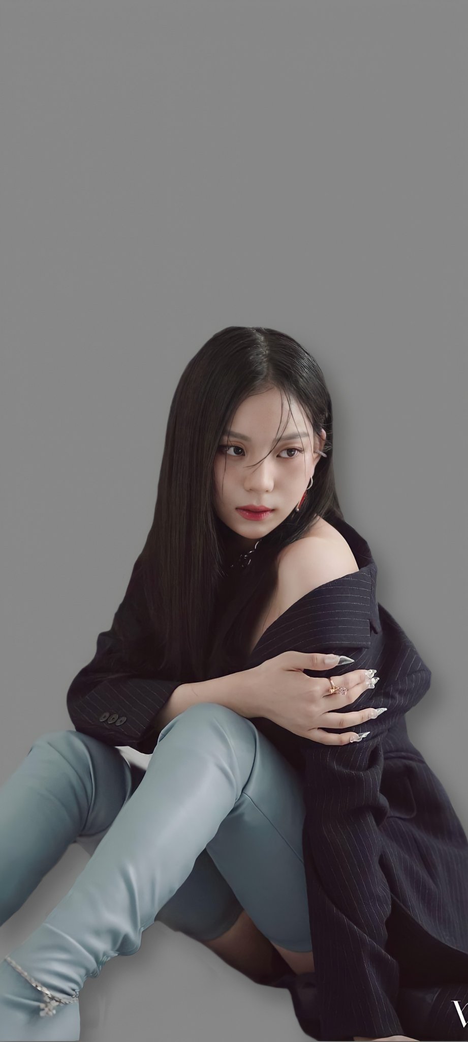 Yatch Dazed Photohoot Behind Wallpaper Lockscreens. Extended Ver