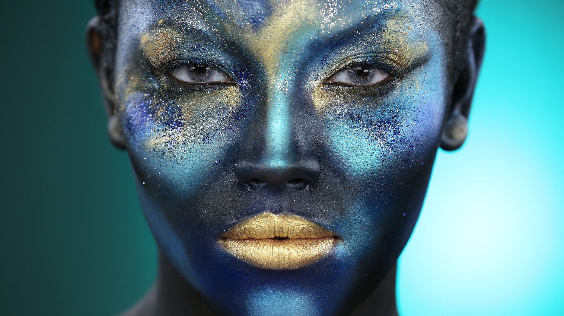 women #glitter #face face paint #makeup #model P #wallpaper #hdwallpaper #desktop. Face paint makeup, Studio shoot, 3D tvs