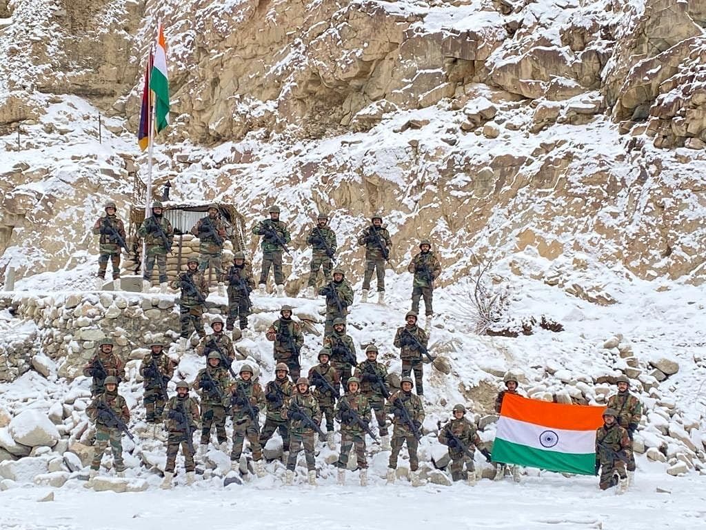 Photos of Indian Army Hoisting National Flag on New Year Flood Twitter