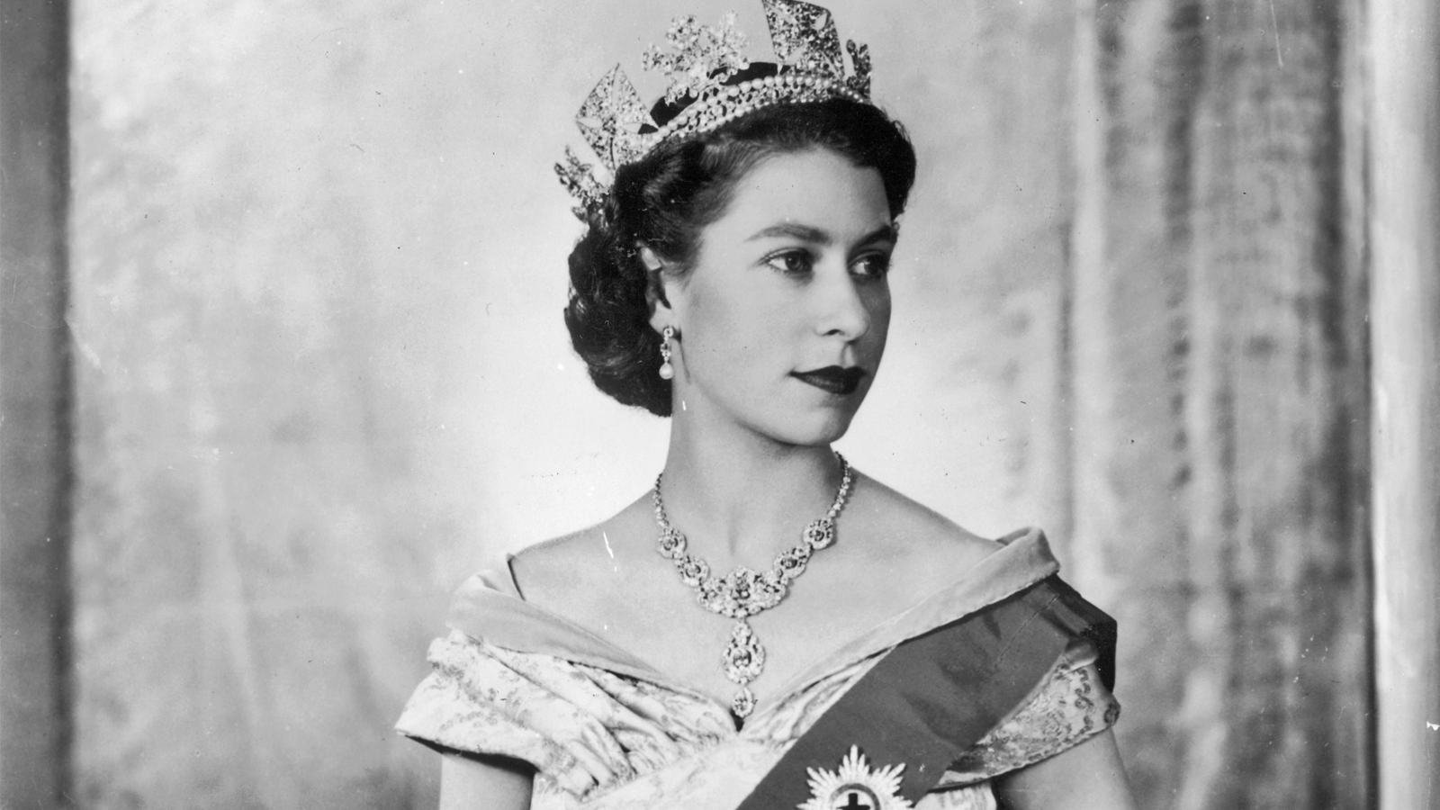 Her Majesty Queen Elizabeth II: an incredible life in picture
