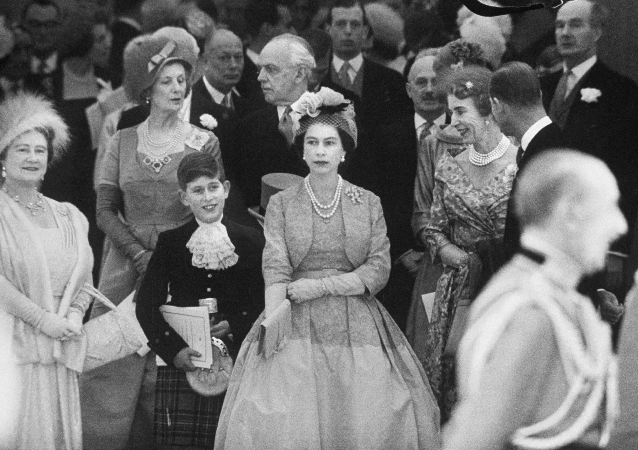 Elizabeth II: Rare and Classic Photo of the Queen of England