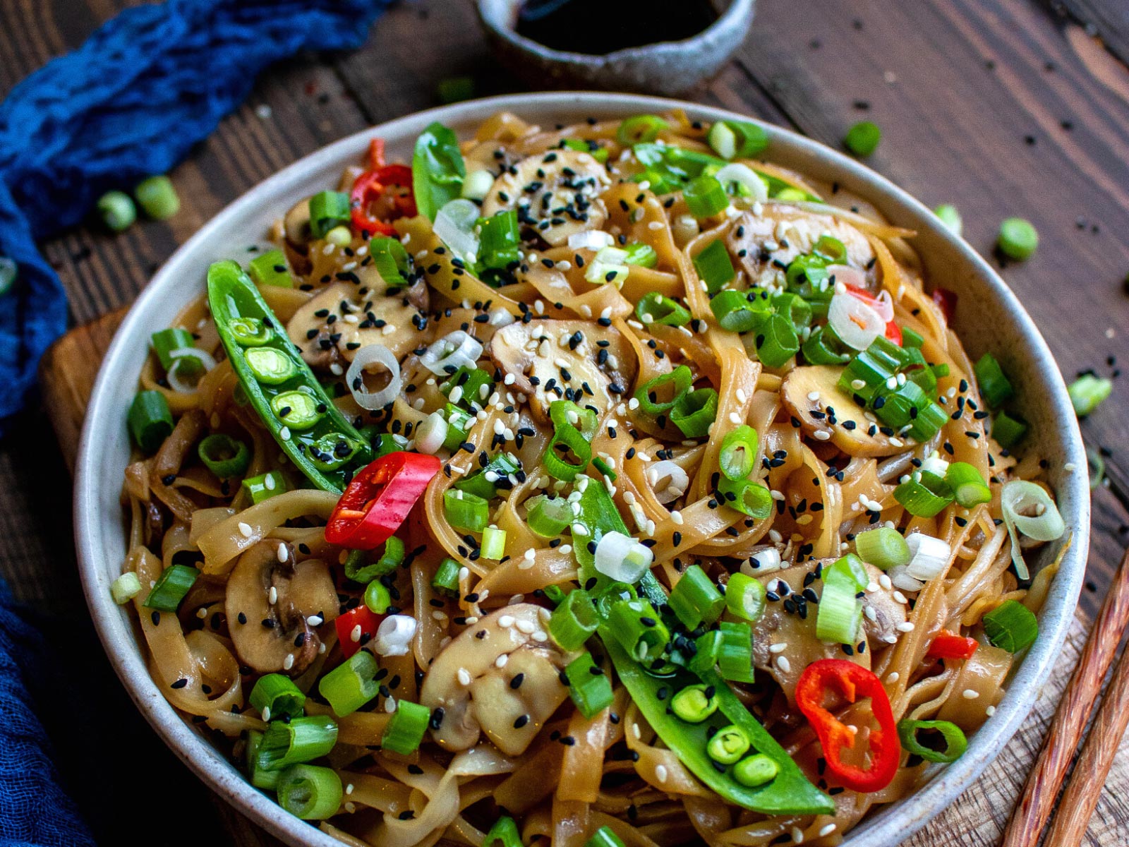 Easy Veggie Chow Mein