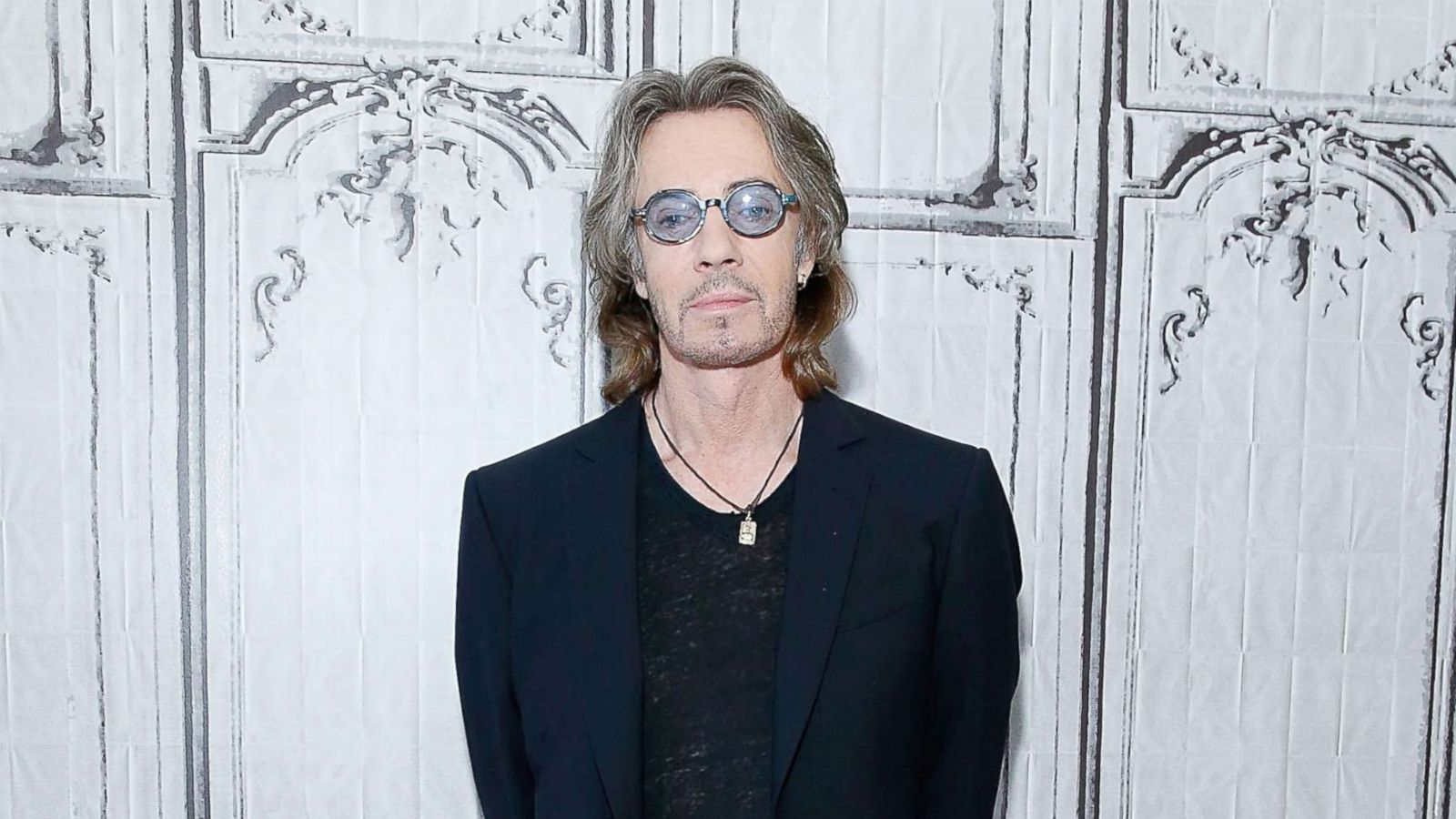Rick Springfield reveals he considered suicide last year