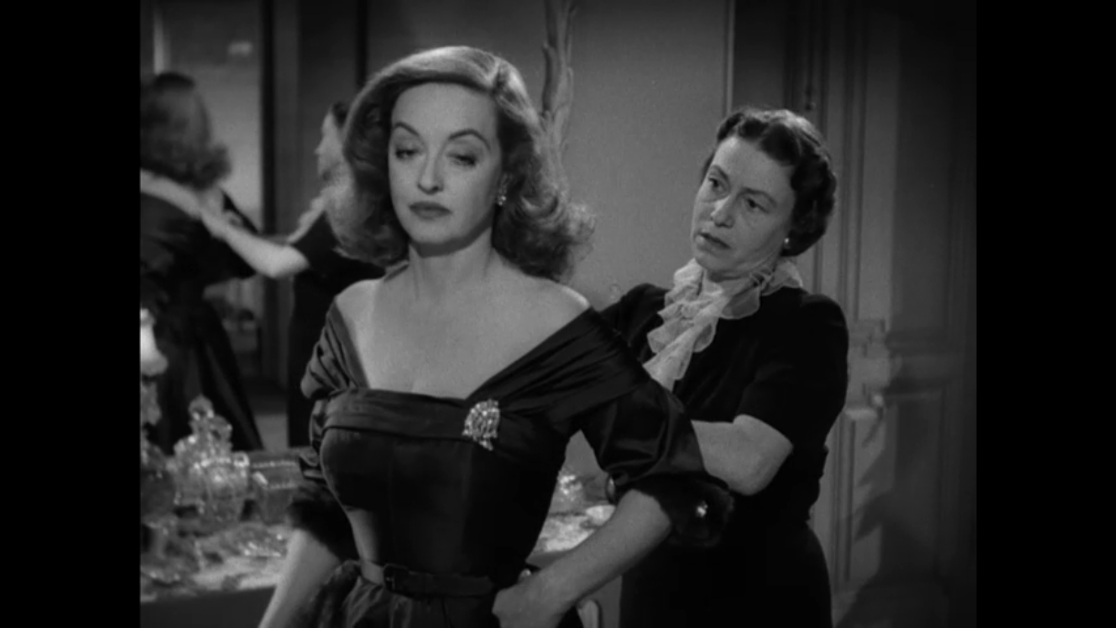 Screen Gems: Bette Davis in All About Eve Makes Brooches Look So Chic!