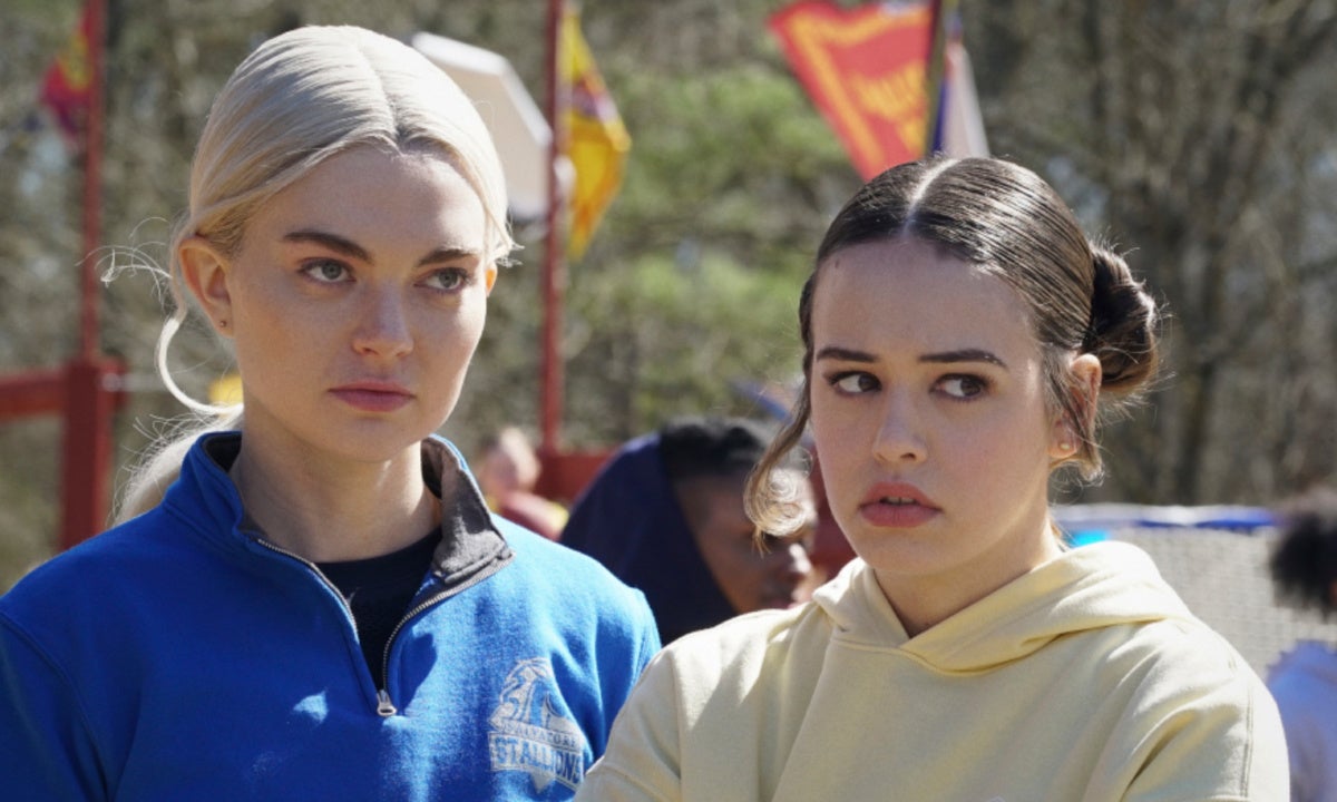 Legacies' EP Brett Matthews Teases Hope, Josie and Lizzie's Personal Journeys in Season 3 (Exclusive)
