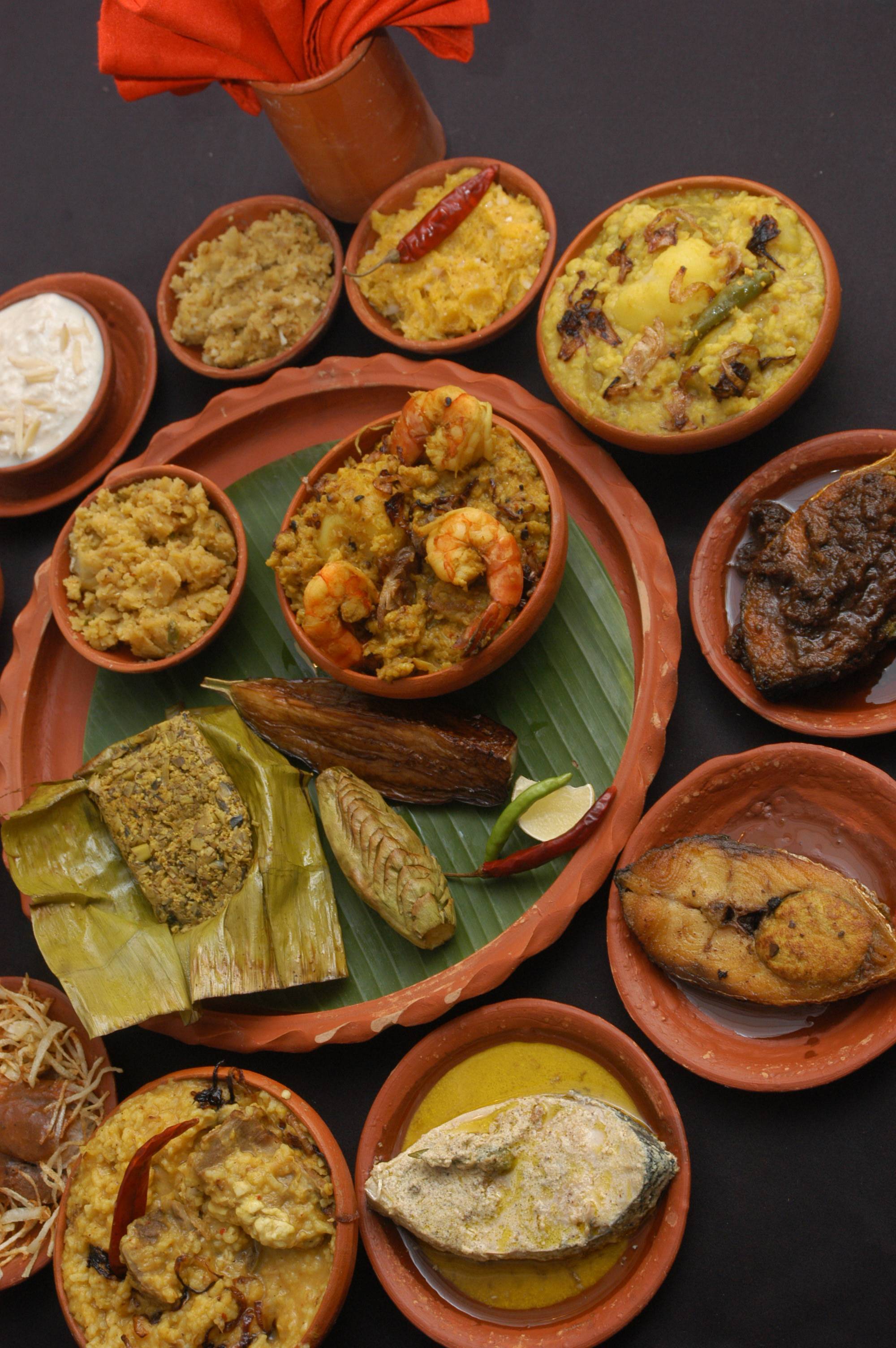 Traditional Bengali Food Restaurant In Kolkata