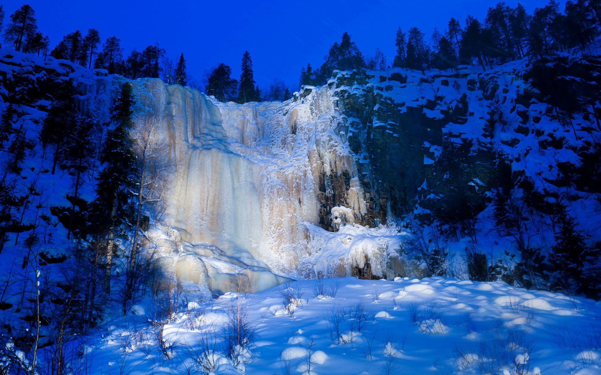 Frozen Waterfall Wallpapers - Wallpaper Cave