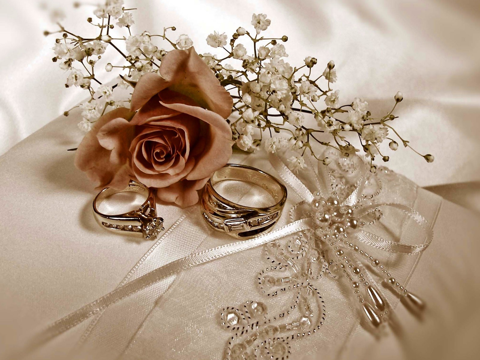 Free download Golden Rings Wedding Wallpaper Full HD Wallpaper with 1600x1200 [1600x1200] for your Desktop, Mobile & Tablet. Explore Wedding Wallpaper. Elegant Wedding Wallpaper, Wallpaper Wedding Picture