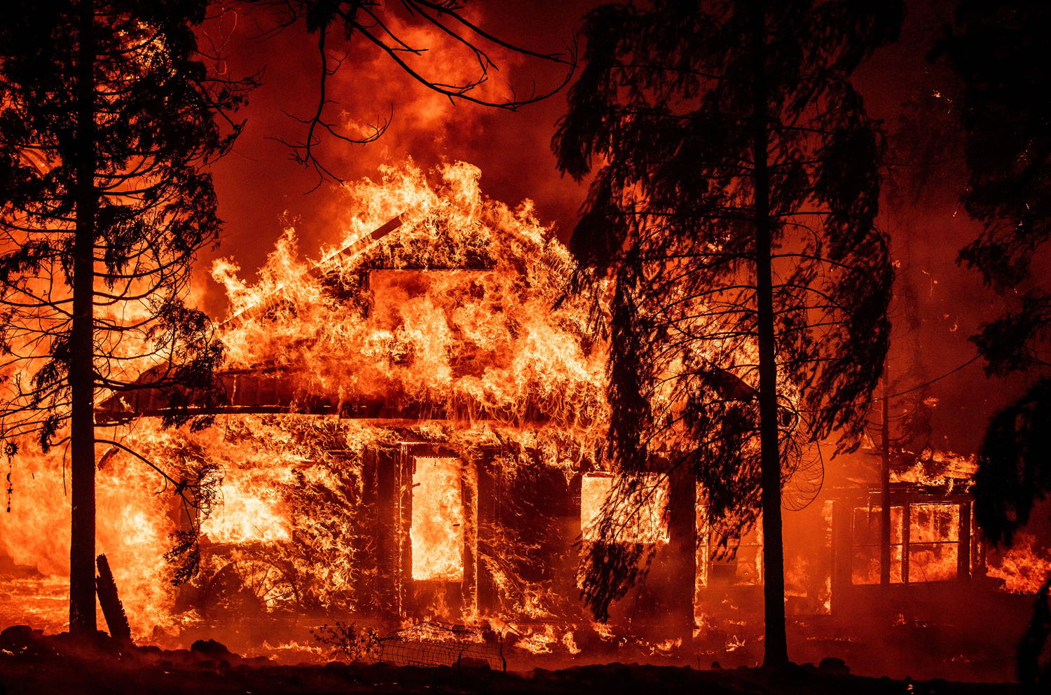Photos of California's Dixie Fire