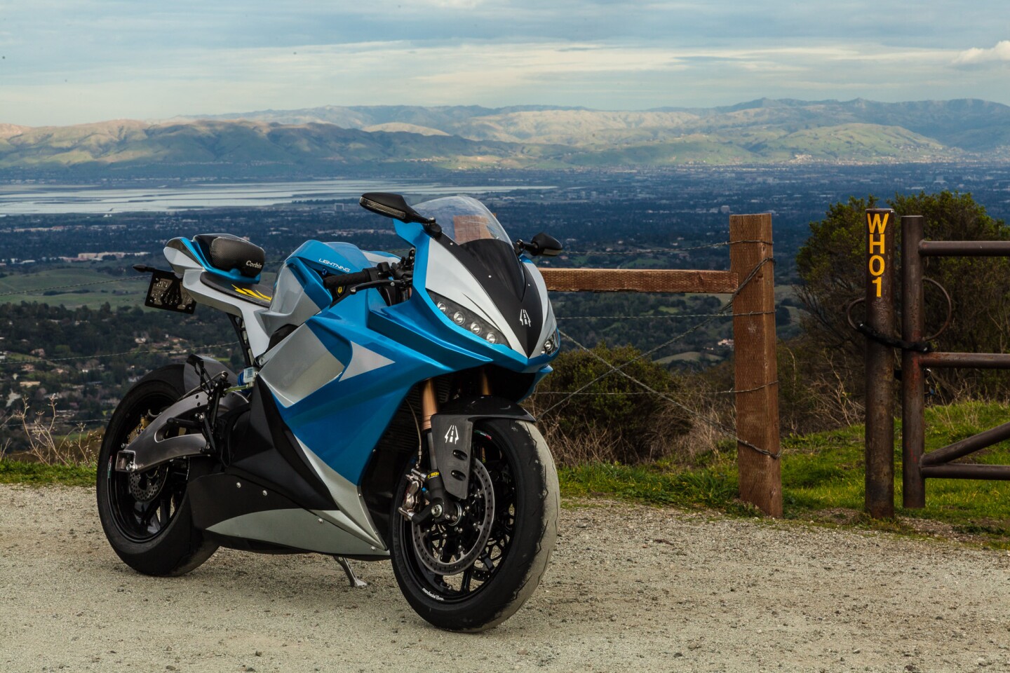 Lightning LS 218 Wallpapers Wallpaper Cave