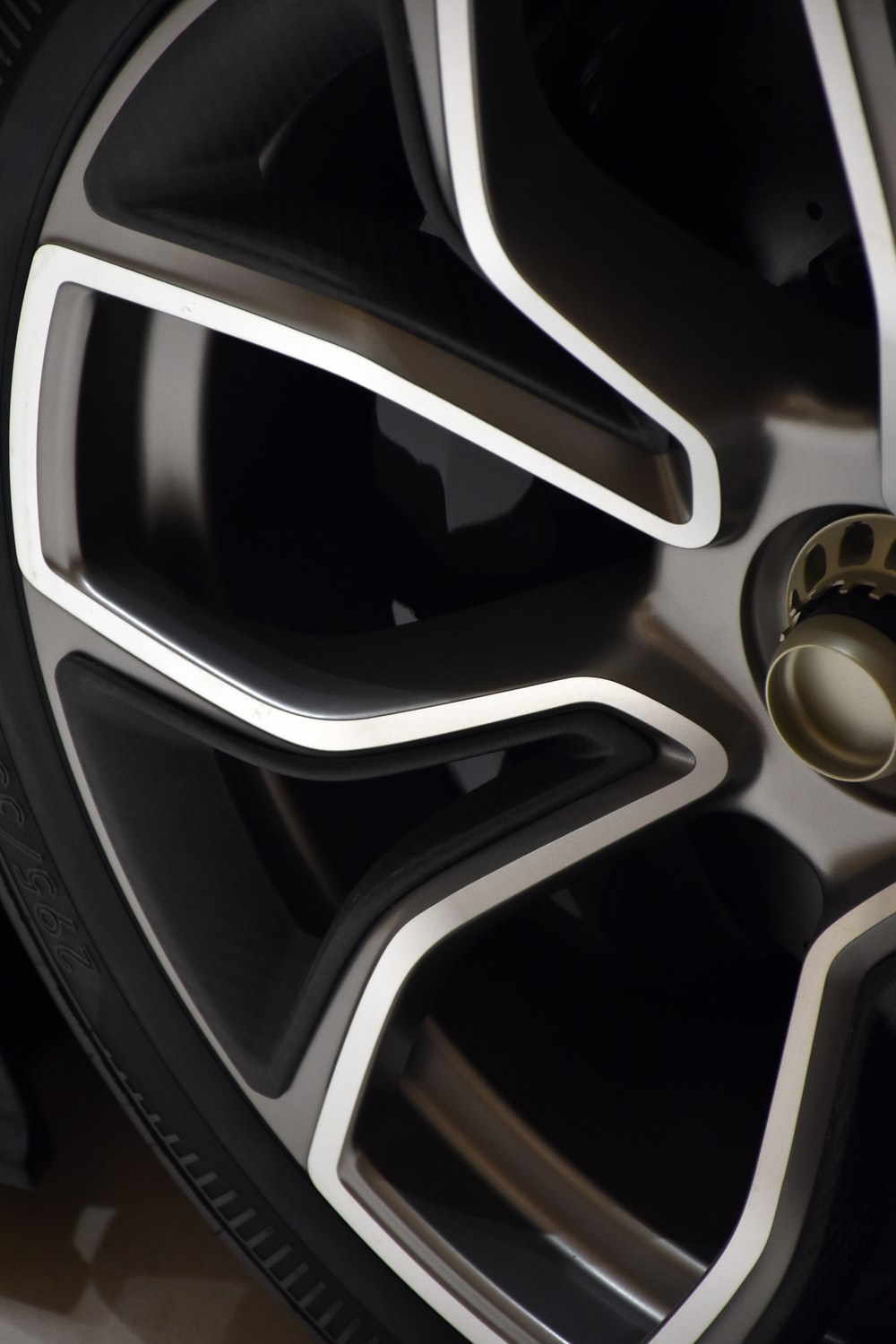 Alloy Wheel Picture. Download Free Image