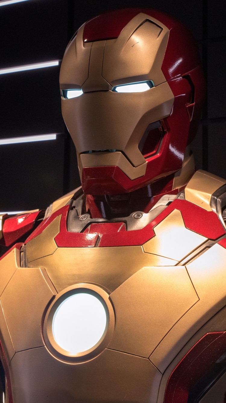 Iron Man, Nano Suit - ابر قهرمان فولاد