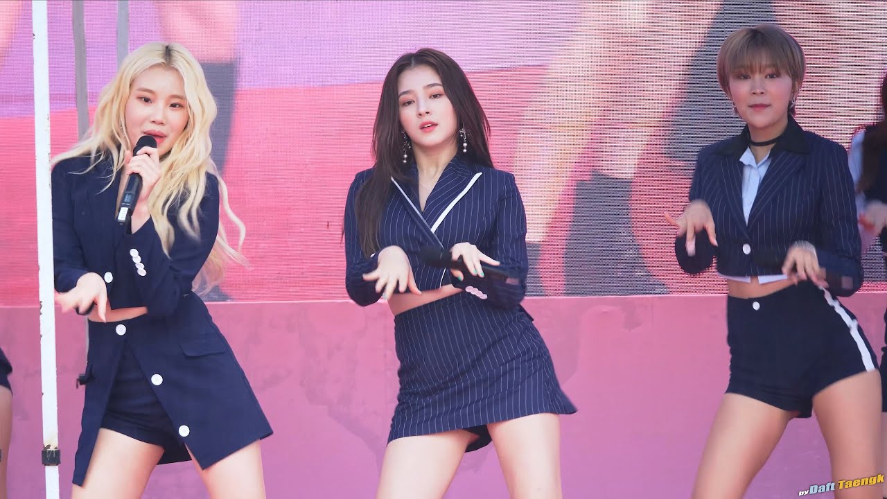 낸시 Nancy 모모랜드 MOMOLAND '뿜뿜 BBoom BBoom' 자원봉사 페스티벌 4K 60P 직캠