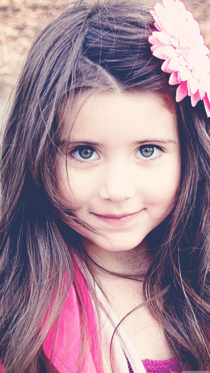 Cute Girl Pic. Little girl wallpaper, Girl iphone wallpaper, iPhone wallpaper HD cute