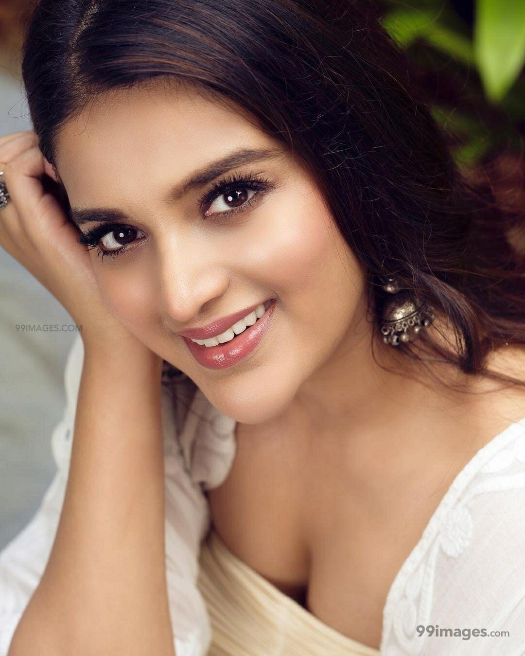 ✓[ Latest] Nidhi Agarwal Image, HD Photo (1080p), Wallpaper (Android IPhone)