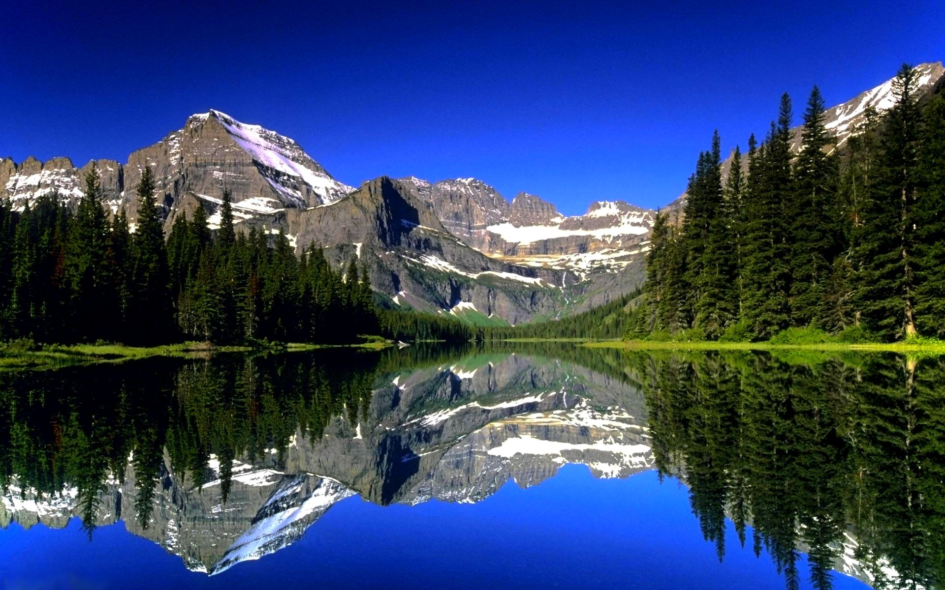 Mountain and Lake Wallpaper