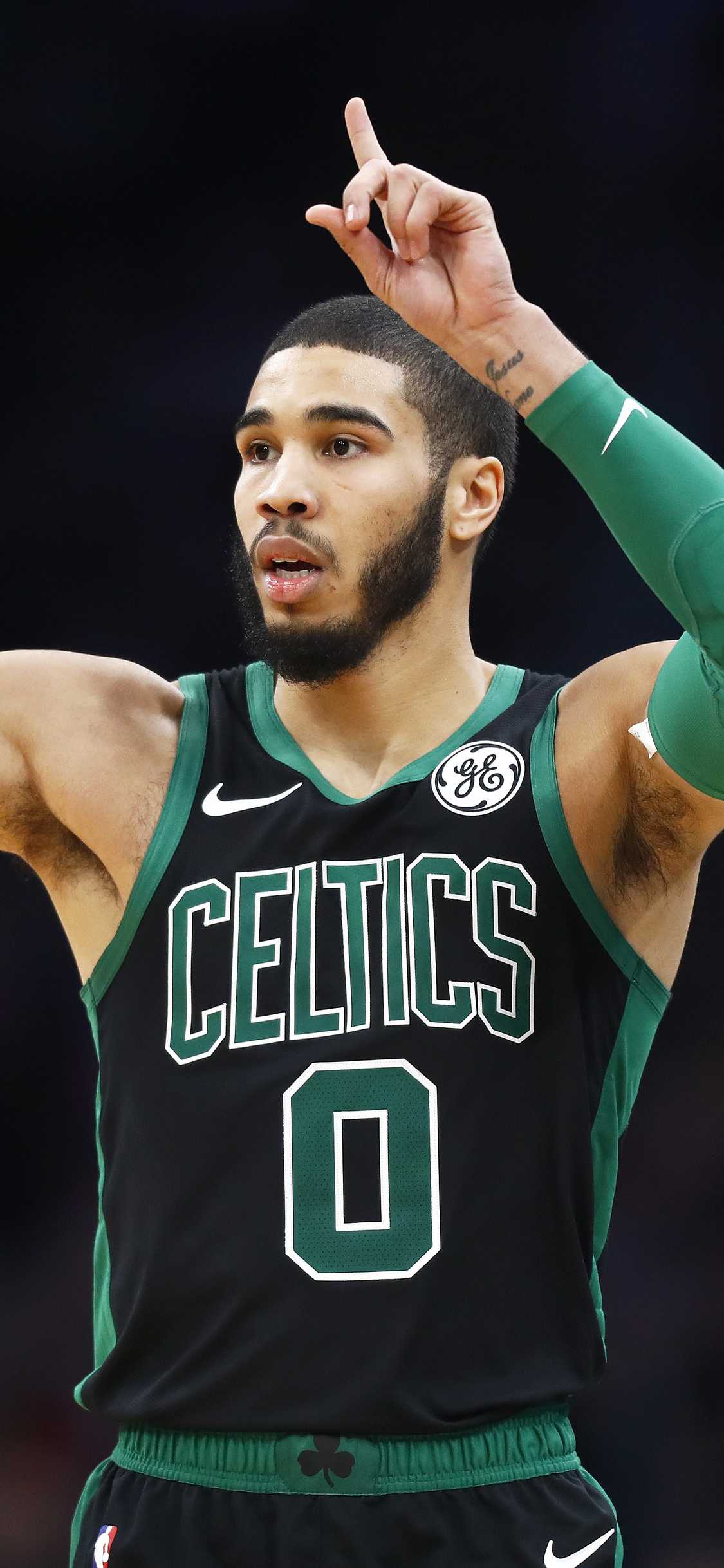 Made a neon Jayson Tatum wallpaper, let me know how you feel : r
