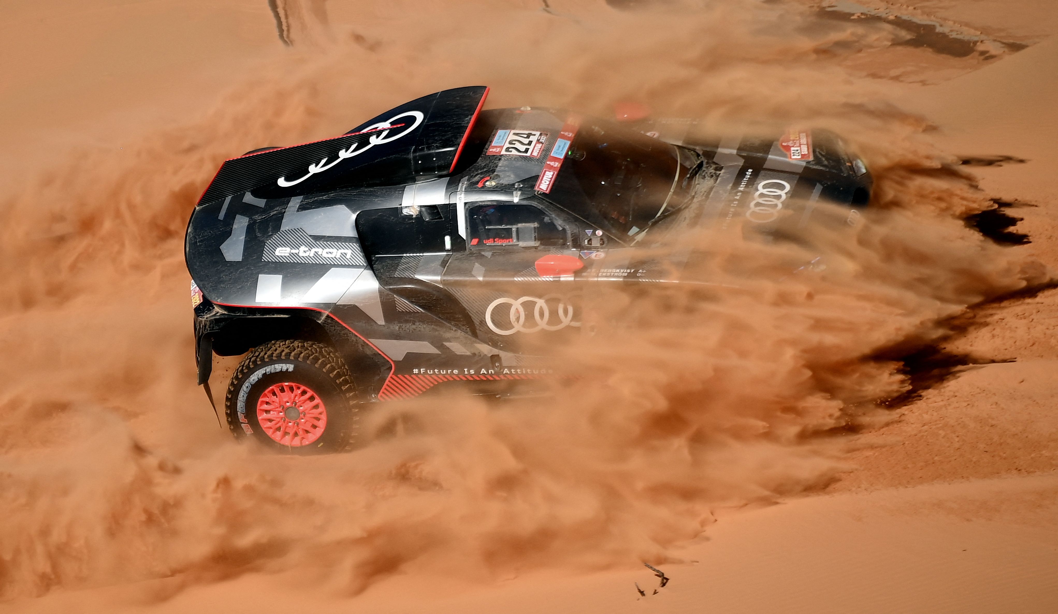 Dakar 2022, Stage 8: Mattias Ekstrom wins on Audi's big day