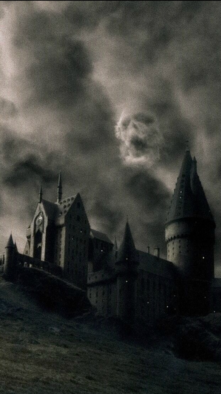 hogwarts wallpaper, sky, darkness, atmospheric phenomenon, atmosphere, architecture, castle, black and white, photography, cloud, building