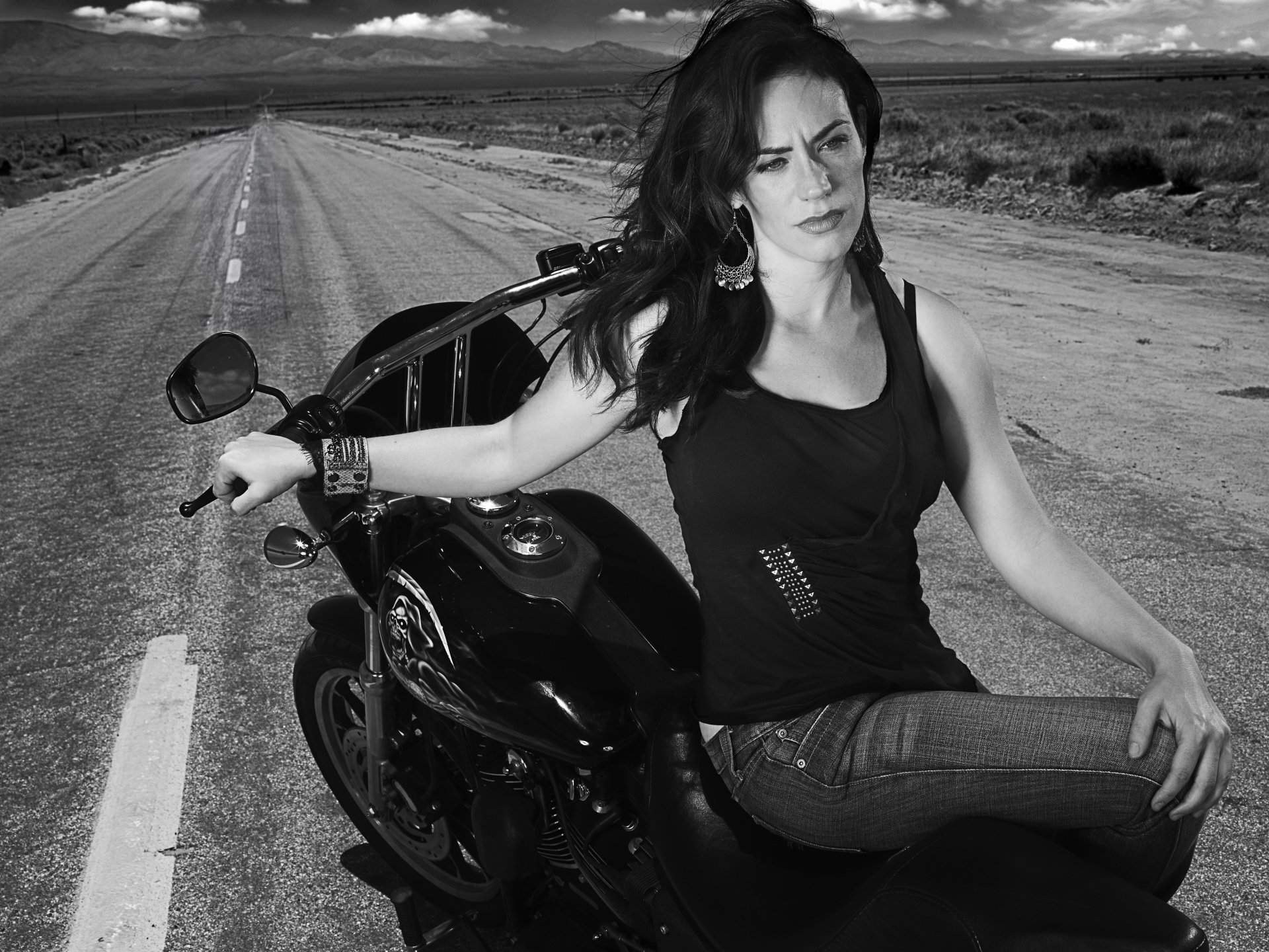 4K Ultra HD Maggie Siff Wallpaper and Background Image
